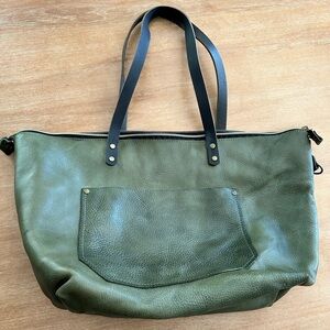 852 Leather Extra Large Zipper Tote in Pebbled Olive Green